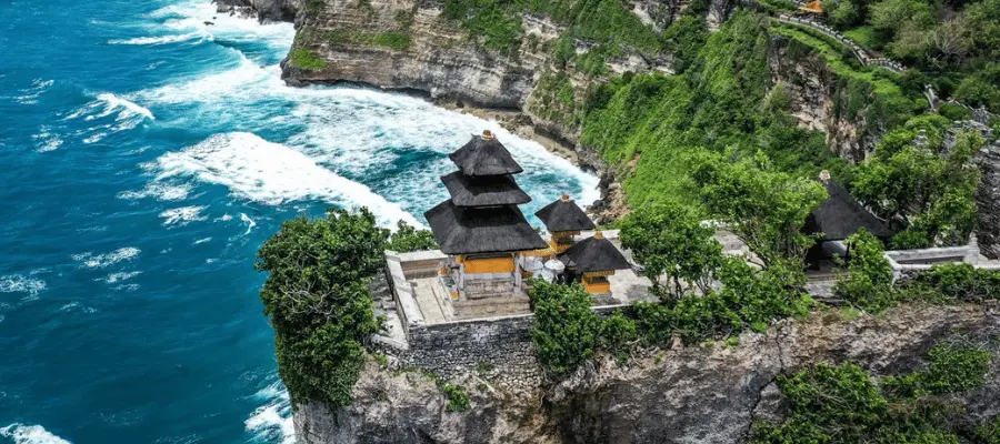 Uluwatu Temple Bali, Indonesia famous tourist spot