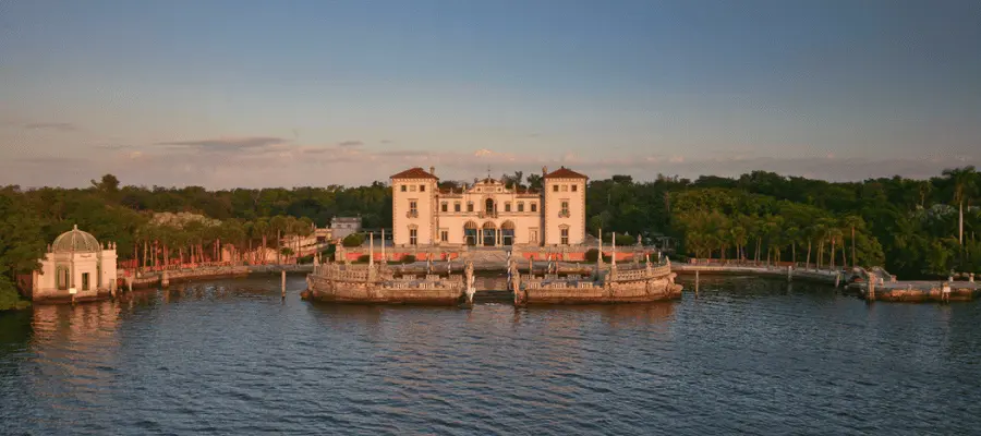 Visit Vizcaya Museum and Gardens, best things to do in miami