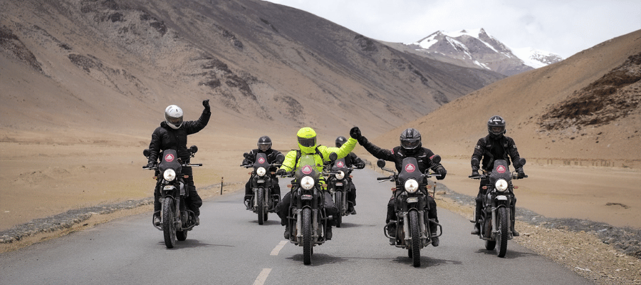Ladakh, Best Place to visit in may & june in India