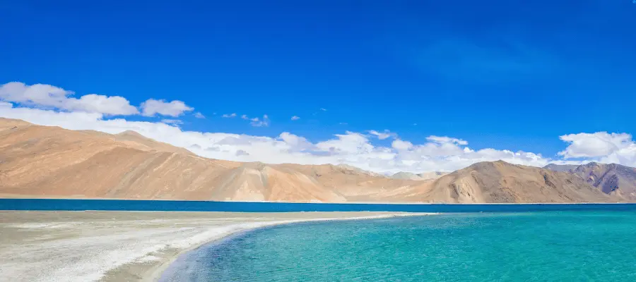 Pangong lake, best tourist place in ladakh